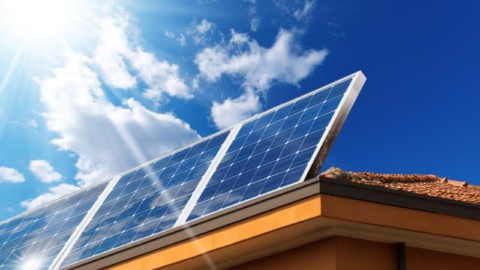 Unsafe operator banned from Solar Homes Program
